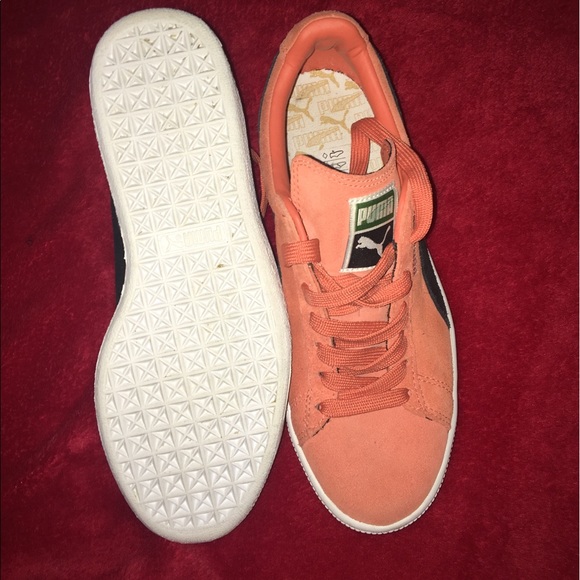 Orange Puma Suedes - Picture 2 of 2